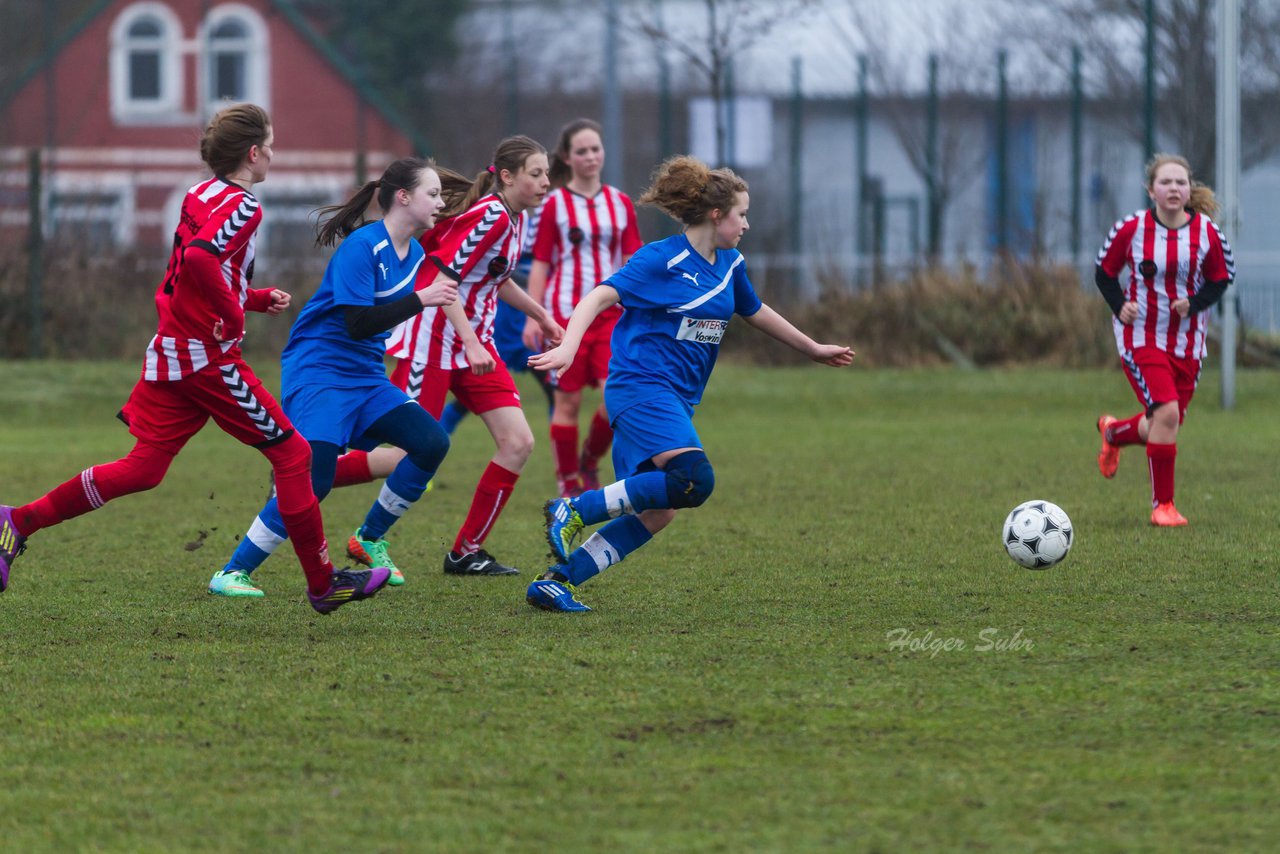 Bild 106 - C-Juniorinnen FSG-BraWie 08 - TuS Tensfeld : Ergebnis: 0:8